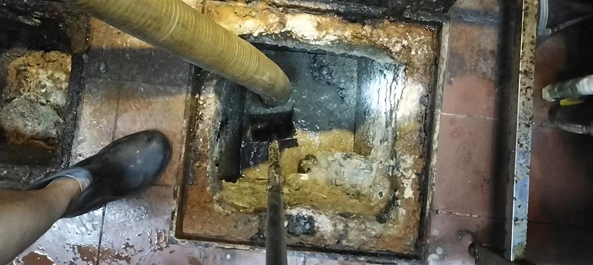 多宝镇化油池清理-污水池清掏