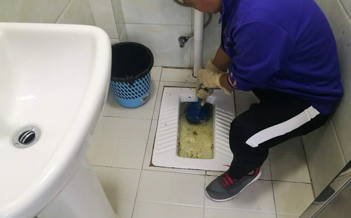 多宝镇疏通蹲坑